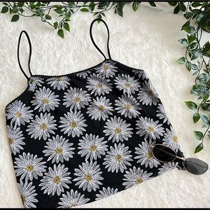 F21 ALL OVER FLORAL PRINT CAMI TOP